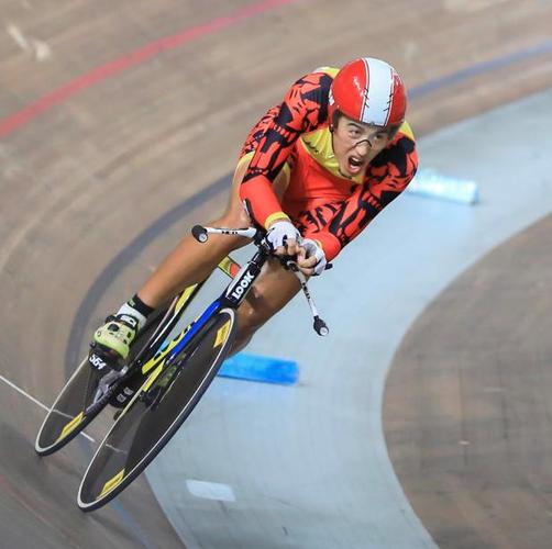 8000万英镑！只有21岁！C罗有望迎来新的锋线搭档.......